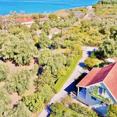 Вилла Renas Sweet Near By Dadovillas *